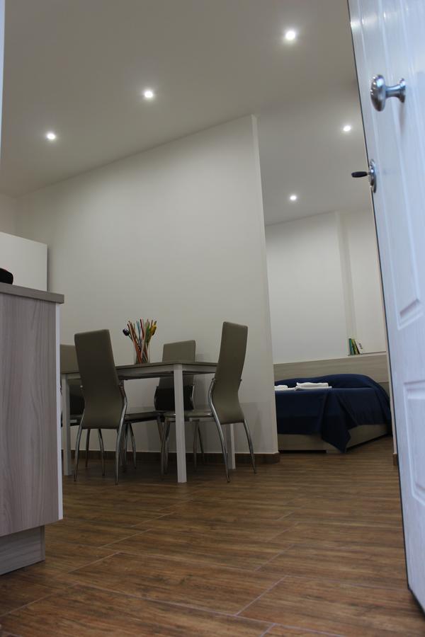 Ferienwohnung Locazione Turistica "Loft Roma Tiburtina" Exterior foto